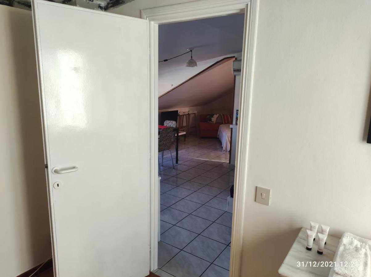 Apartament La Casa Di Rick Ronciglione  Zewnętrze zdjęcie