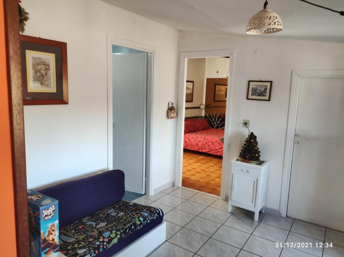 Apartament La Casa Di Rick Ronciglione  Zewnętrze zdjęcie