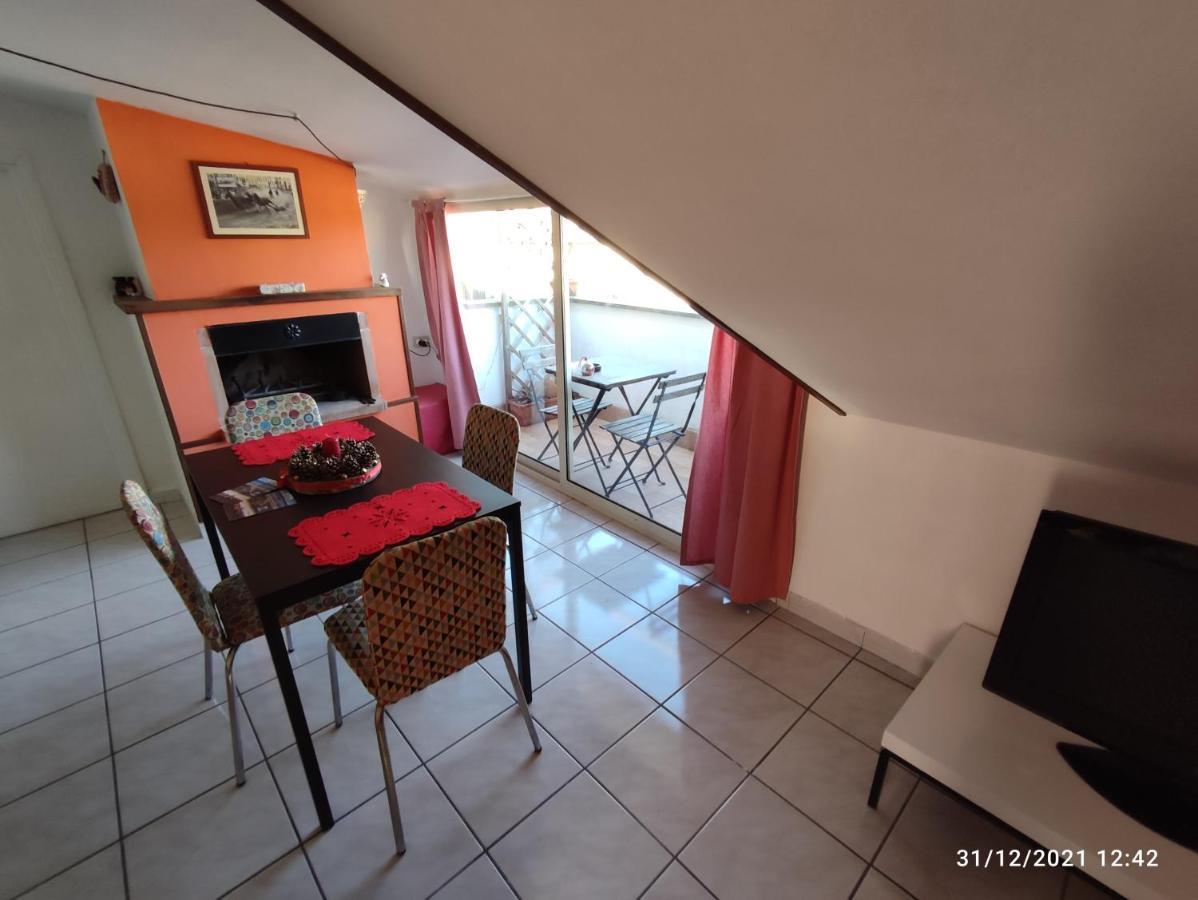 Apartament La Casa Di Rick Ronciglione  Zewnętrze zdjęcie