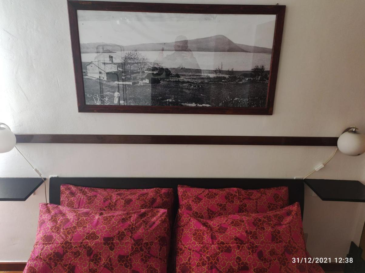 Apartament La Casa Di Rick Ronciglione  Zewnętrze zdjęcie